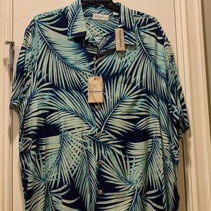 Roundtree & yorke Hawaiian shirt